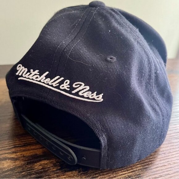 •SOLD•|NBA| Black Brooklyn Nets New York Basketball Snap Back Cap Hat Adult O/S - Picture 2 of 3